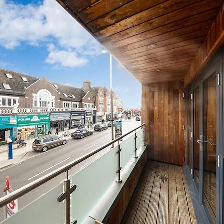 Pleasing 2Bed Flat 10Min To Wimbledon Tennis Court ロンドン エクステリア 写真